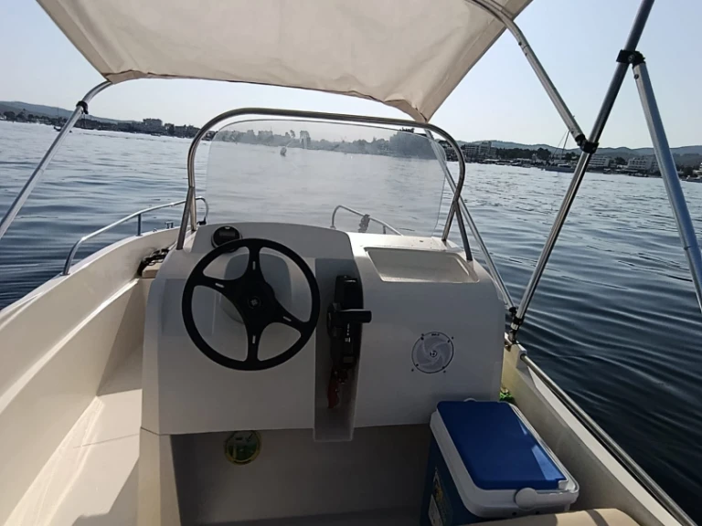 Alquiler de embarcaciones Remus Remus 450 open enSant Antoni de Portmany en Samboat