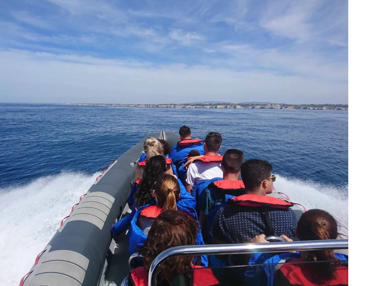 Alquiler de barcos Lagos barato de 88