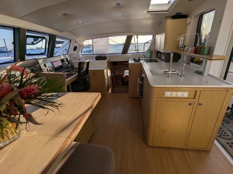 Alquiler de Catamarán, con o sin patrón Outremer Carnon-Plage