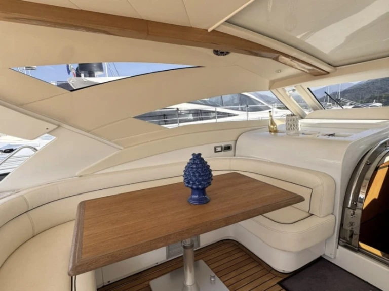 Cayman Cayman 55 WA de alquiler a Salerno