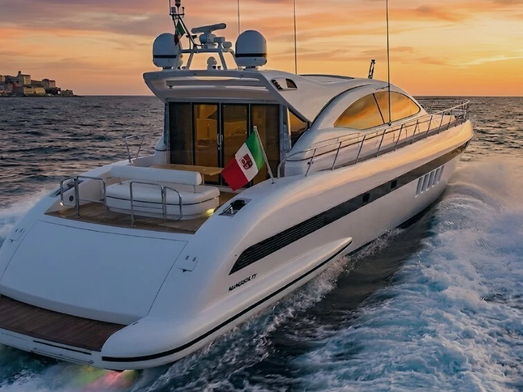 Alquiler Yate de lujo en Castellammare di Stabia -  Mangusta 72