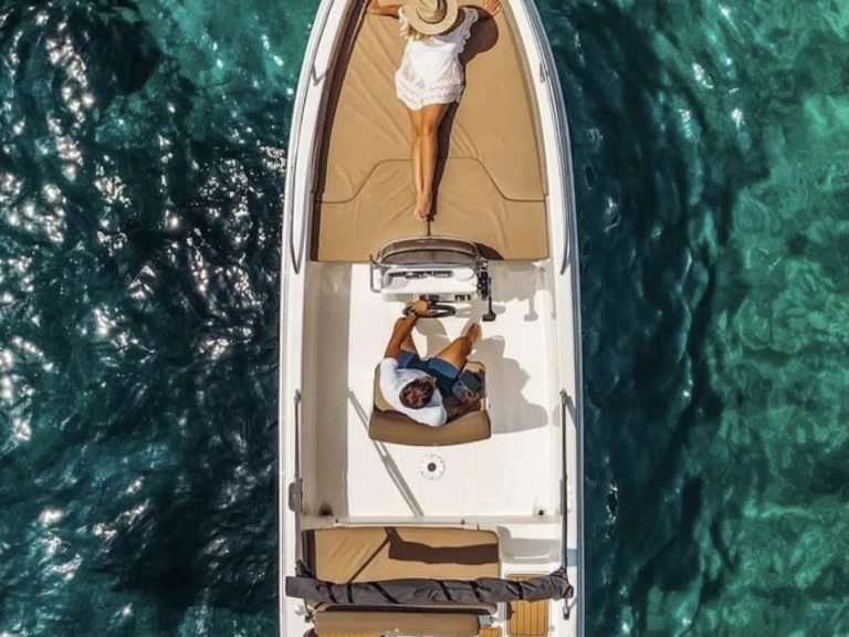 Alquiler de barcos Skiathos barato de Ithaca