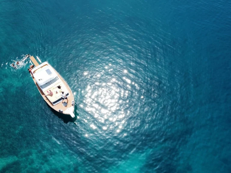 Alquiler de barcos Lefkímmi barato de Commander 31