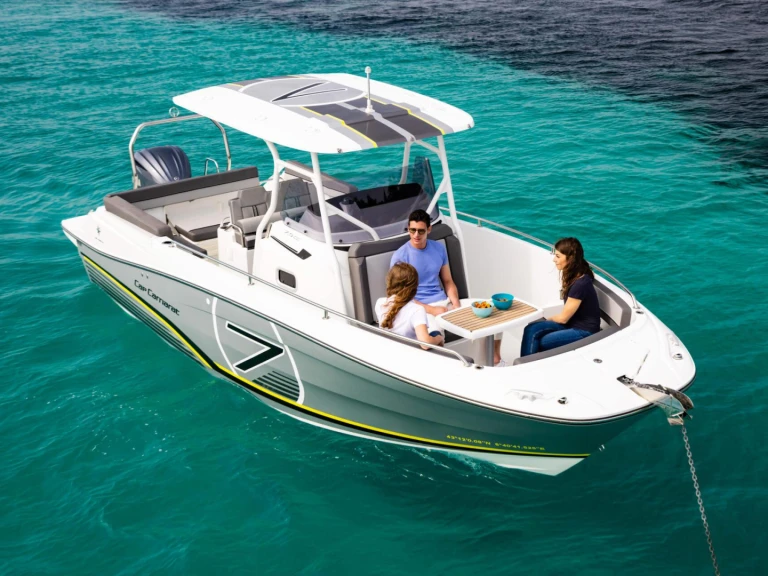 Jeanneau Cap Camarat 7.5 CC de alquiler a Rapallo