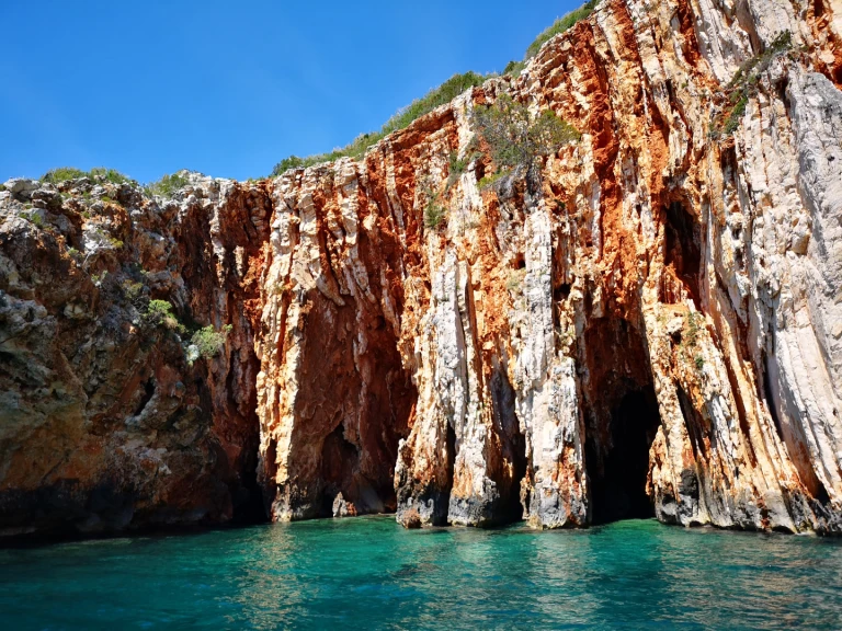 Alquiler de barcos Hvar barato de BF150XU