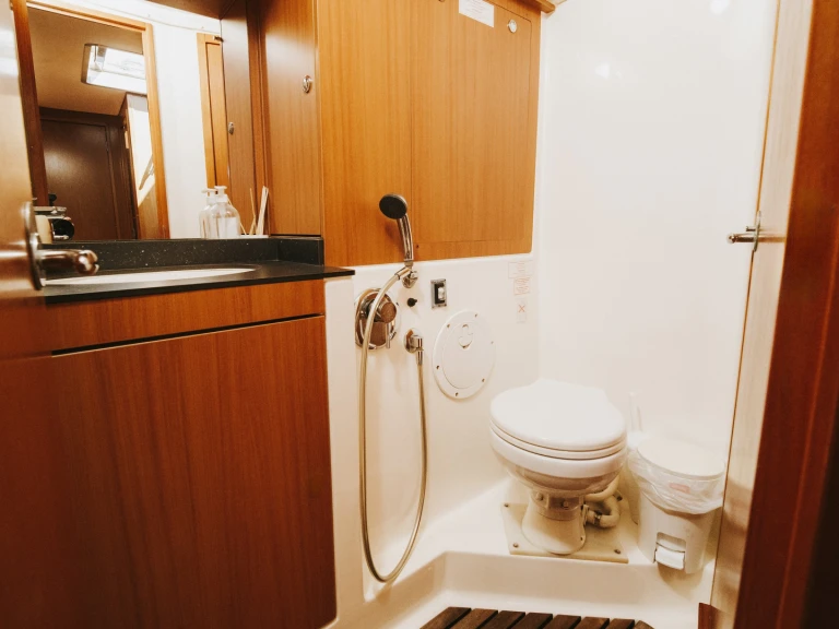 Alquiler Adeje - Bavaria Cruiser 55 en SamBoat