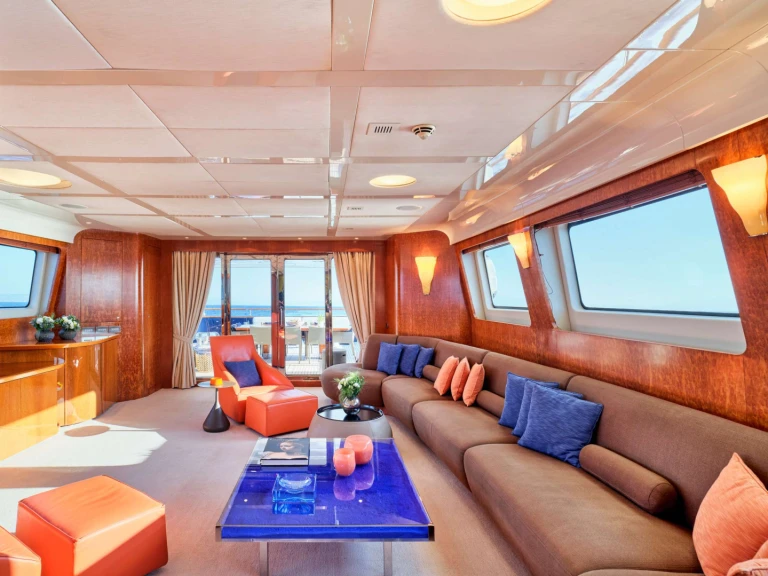 Yate de lujo para alquilar El Pireo al mejor precio