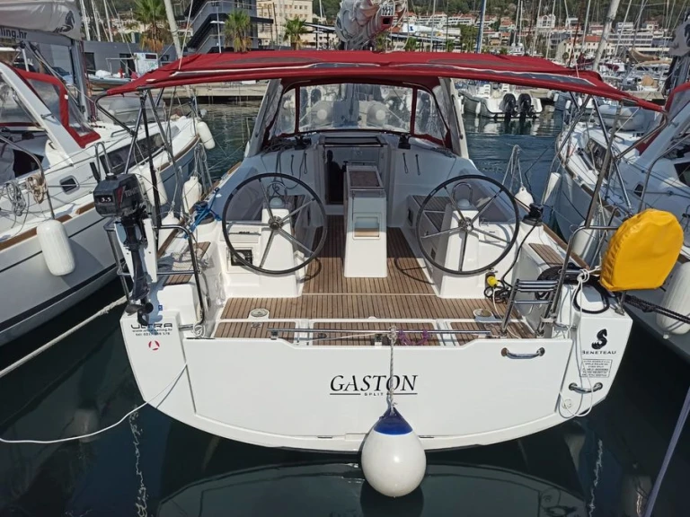 Velero para alquilar Split al mejor precio