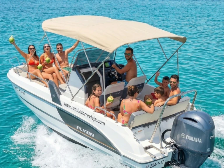 Alquiler de barcos Torrevieja barato de Invictus 190 FX