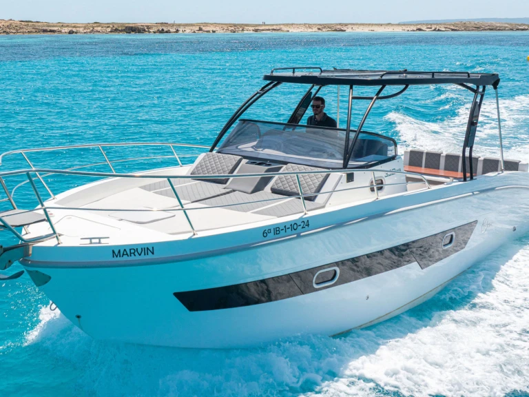 Alquiler de Saver 330 WA en Ibiza (Ciudad)