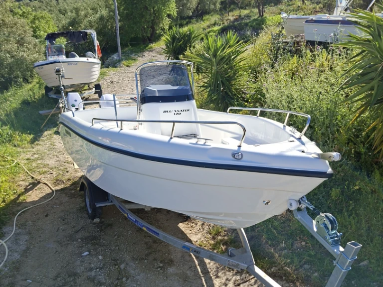 Lancha para alquilar Kerí al mejor precio