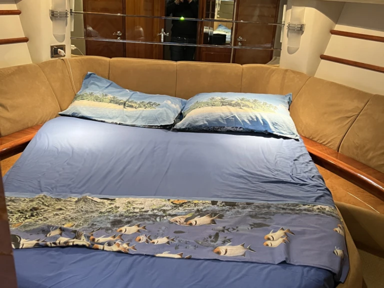 Alquiler de Azimut Azimut 46 Fly en Punta Ala