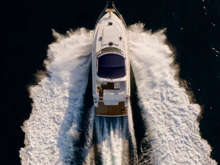 Alquiler Lancha FIRELANE  con o sin  título de navegación