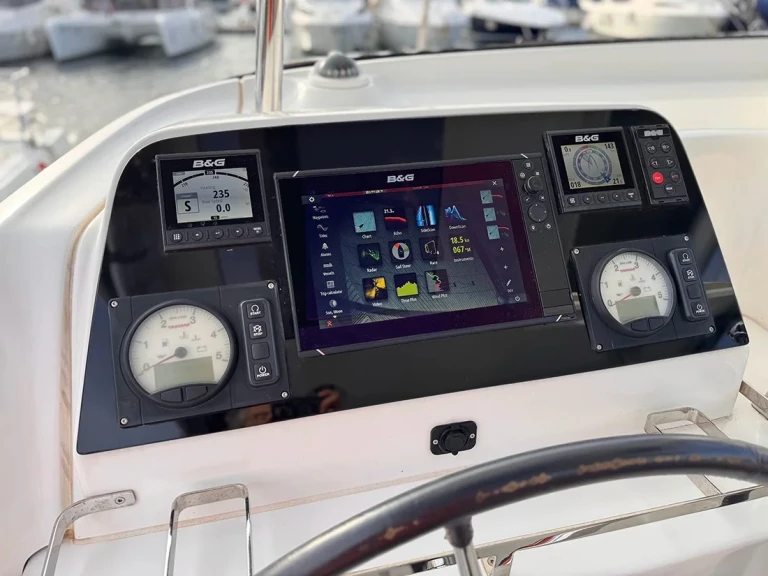 Alquiler de barcos Pescara barato de Lagoon 42