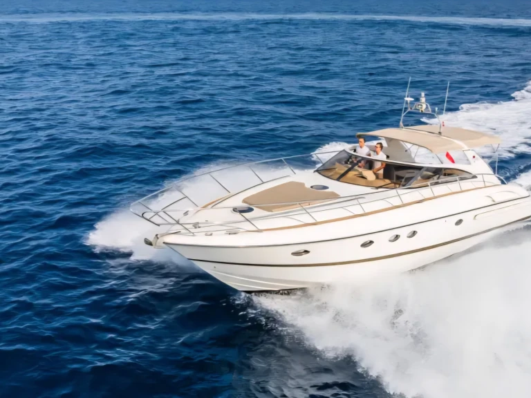 Alquiler de embarcaciones Princess v45 enMarbella en Samboat