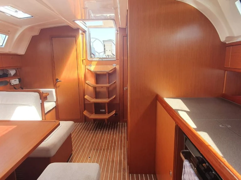 Bavaria Cruiser 41 de alquiler a Portisco