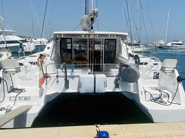 Alquiler de C-CATAMARANS C Cat 37 en Portisco
