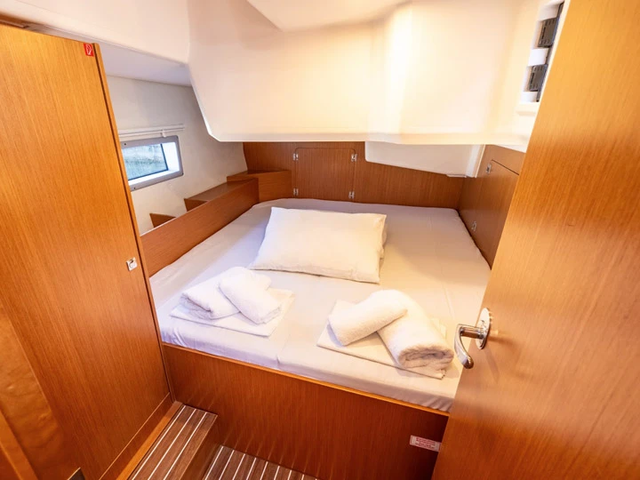 Alquiler de embarcaciones Bavaria Bavaria C42 enKórfos en Samboat