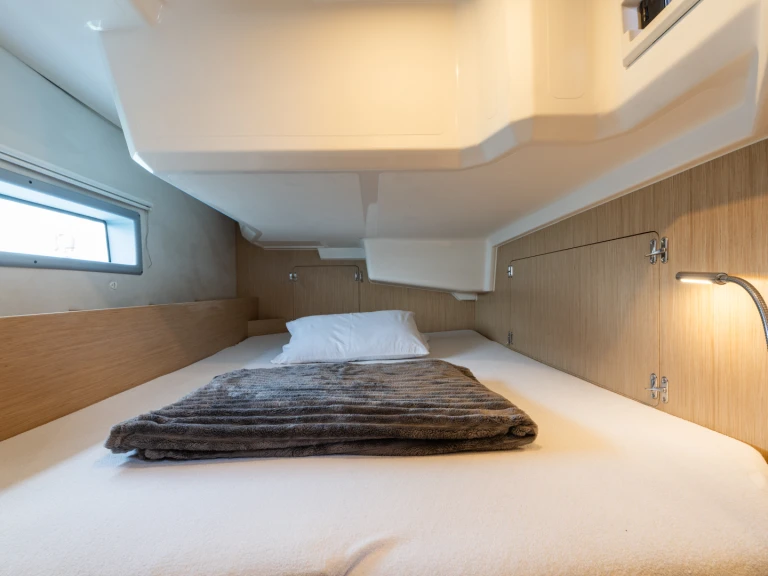 Alquiler de barcos Néa Péramos barato de Bavaria C38