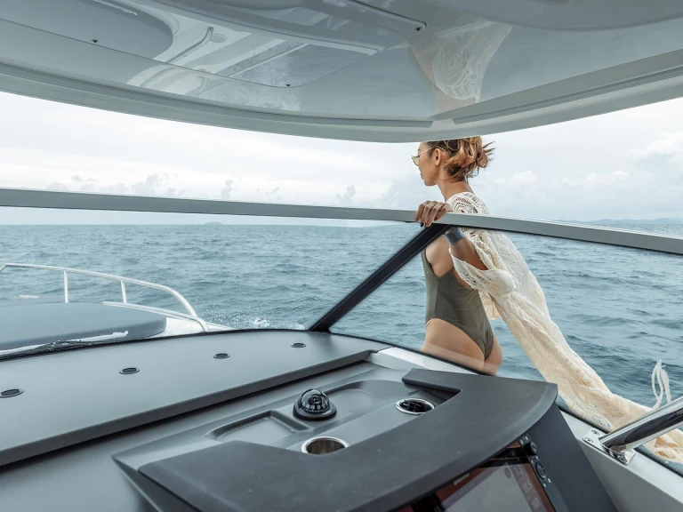 Alquiler de Nimbus Nimbus T11 en Ko Kaeo (Koh Kaeo)