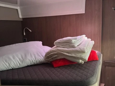 Bali Bali Catspace Voile de alquiler a Portisco