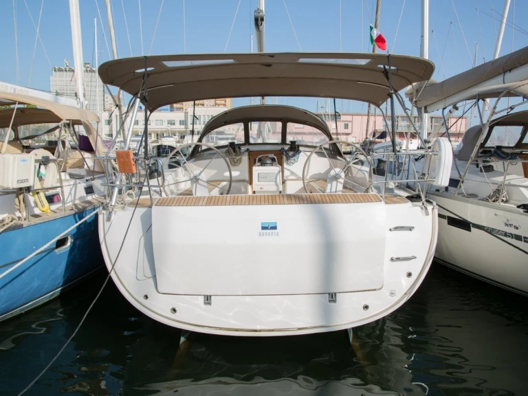 Alquiler Portisco - Bavaria Cruiser 51 en SamBoat