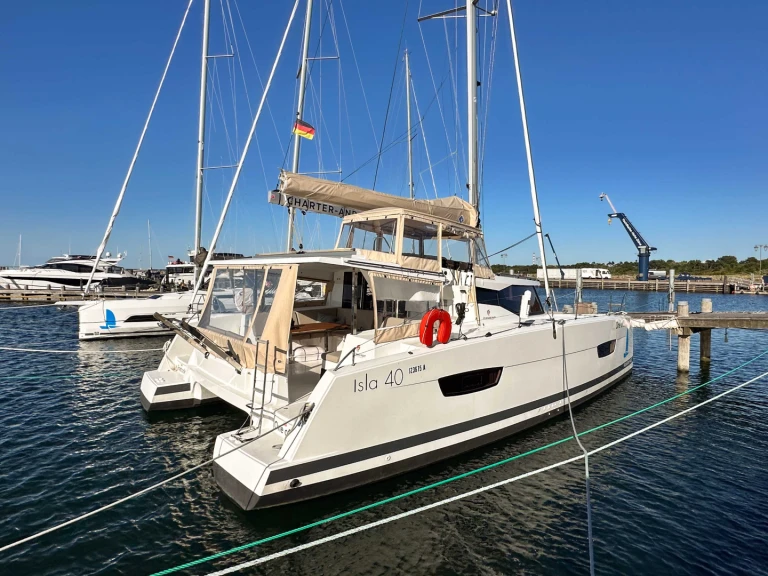 Alquiler de Catamarán, con o sin patrón Fountaine Pajot Rostock
