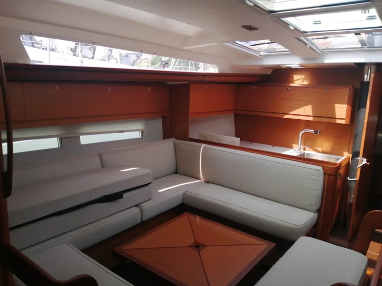 Alquiler de barcos Milazzo barato de Dufour 520 Grand Large