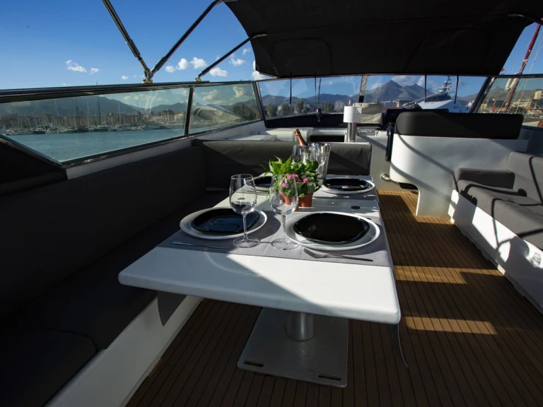 Alquiler Yate de lujo en Milazzo - Leopard Catamarans / Robertson & Caine Leopard 23 - 3 + 1 cab.