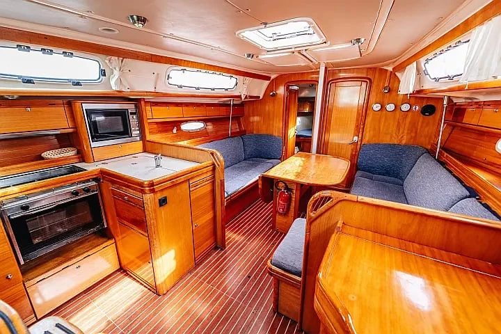 Alquiler Velero Bavaria con o sin  título de navegación