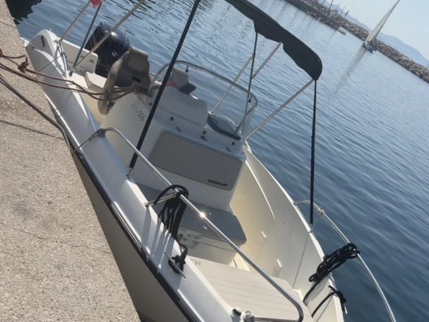 Alquiler de embarcaciones Quicksilver Activ 555 Open enMarsella en Samboat