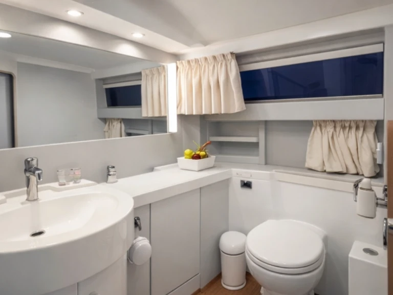 Alquiler de Lancha, con o sin patrón Rio Yachts Sorrento