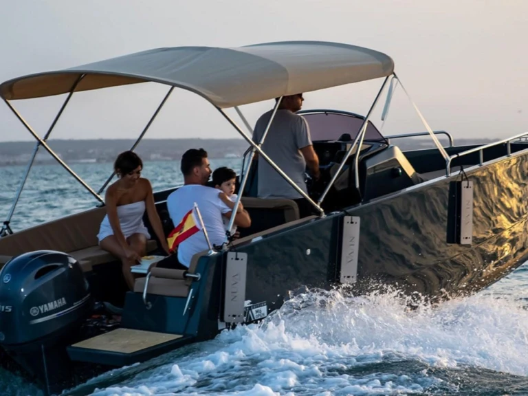 Alquiler de Lancha, con o sin patrón Nuva Alicante