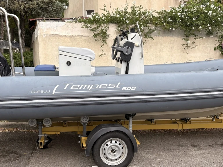 Alquiler Neumática en Martigues - Capelli Tempest 500 Easy