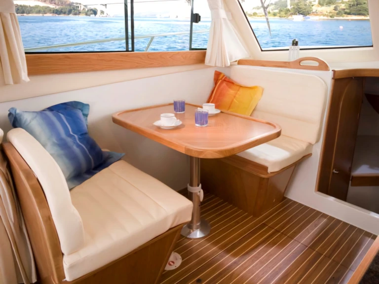 Starfisher 840 de alquiler a Puerto Marina Benalmadena