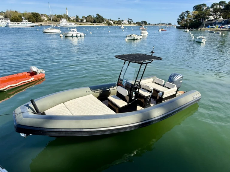 Neumática para alquilar Combrit al mejor precio