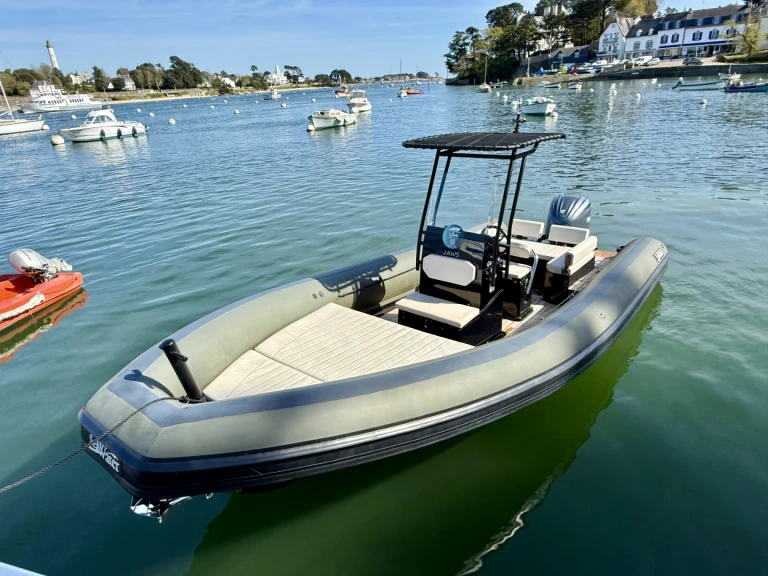 Sea Water Sea Water Phantom 230 de alquiler a Combrit