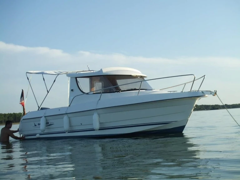 Alquiler de embarcaciones Quicksilver Quicksilver 670 Week-End enLanton en Samboat