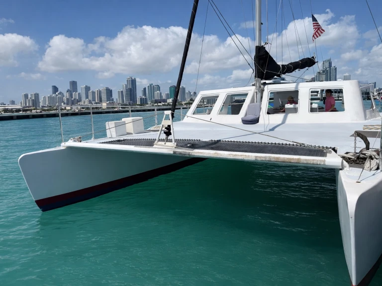 Alquiler de KURT HUGHES 60 en Miami Beach