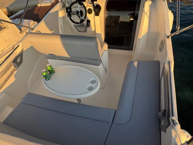 Lancha para alquilar Muline al mejor precio