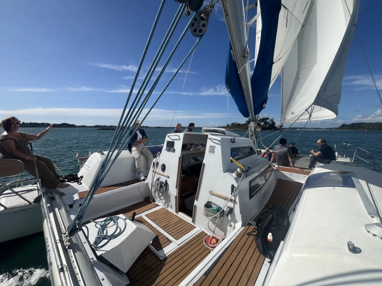 Alquiler de Edel Edel Cat 33 en Baden