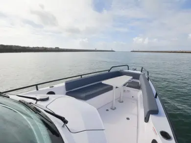 Alquiler de Axopar Axopar 28 T-Top en Corfú