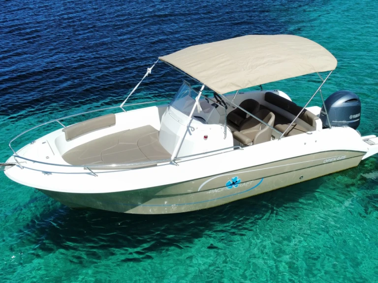 Alquiler de Pacific Craft Pacific Craft 625 Open en Sant Antoni de Portmany