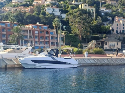 Bénéteau Flyer 8.8 SUNdeck de alquiler a Mandelieu-la-Napoule