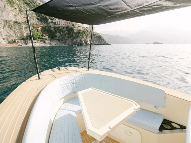 Alquiler Lancha en Cascais - Lilybaeum Levanzo 25