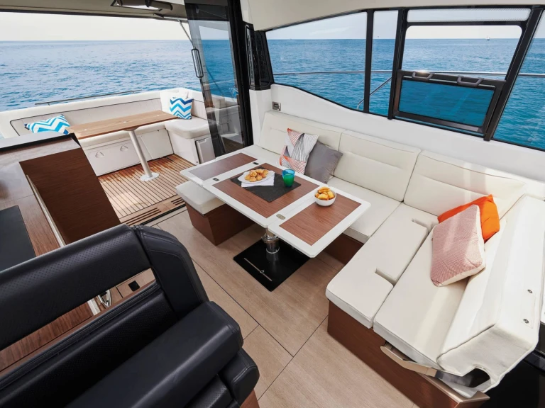 Alquiler de barcos Makarska barato de NC 37