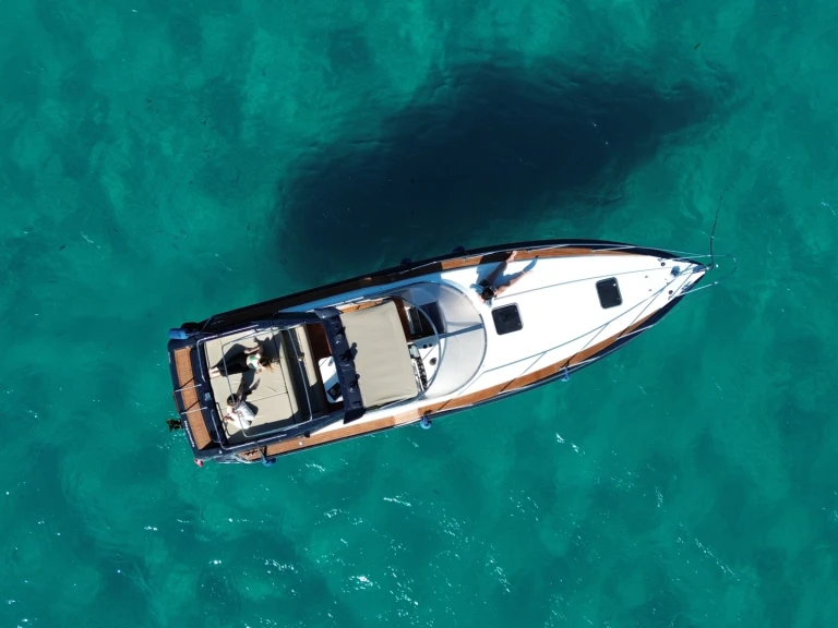 Alquiler de barcos Cannes barato de Tomahawk 37