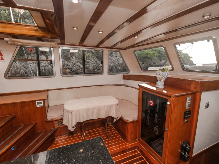  Junior Tarkan - Premium Gulet de alquiler a Fethiye