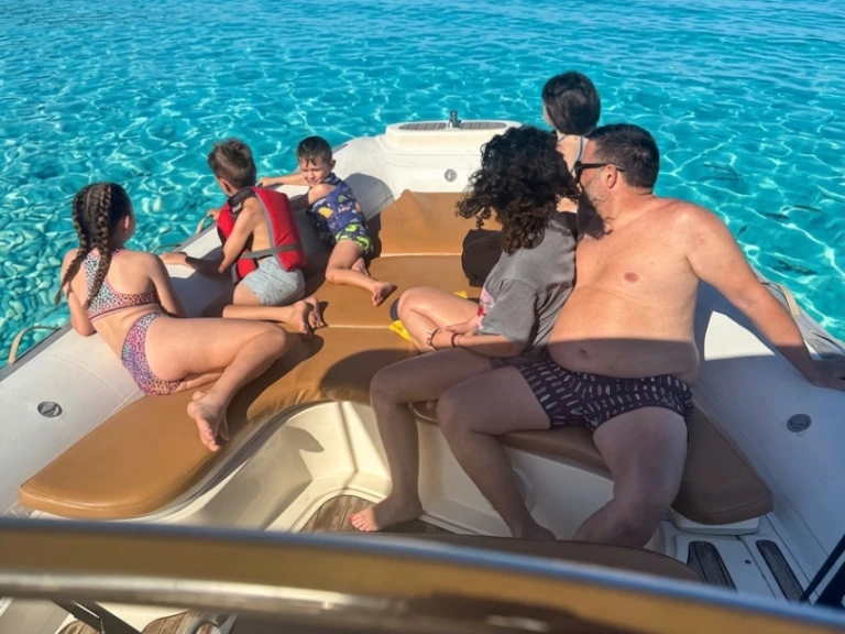 Alquiler de barcos Puerto de Pollensa barato de America 850