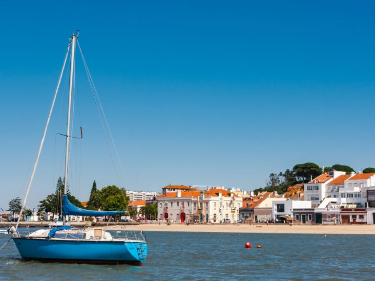 Lilybaeum Levanzo 25 de alquiler a Cascais